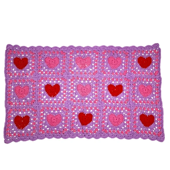 New Handmade Heart Motif Crochet Lap Blanket Pink Red & Purple Granny Square - Picture 2 of 11